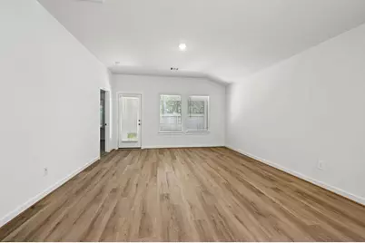 6805 Hart Oak Court, Conroe, TX 77304 - Photo 11