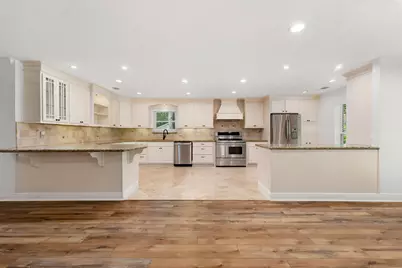27202 Wells Lane, Conroe, TX 77385 - Photo 3