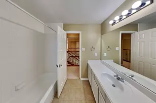 633 Rocky Hollow Ln, League City, TX 77573 - Photo 17