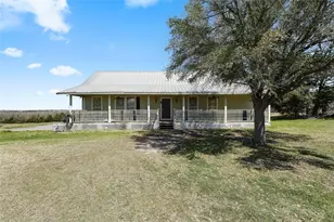 8515 Sandy Hill Rd, Brenham, TX 77833 - Photo 1