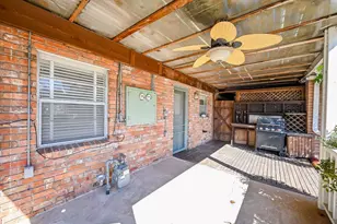 2821 Eastgrove Ln, Houston, TX 77027 - Photo 31