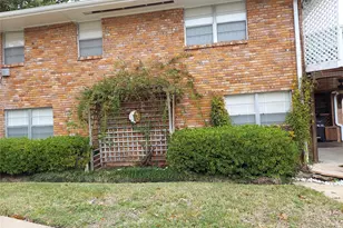 2821 Eastgrove Ln, Houston, TX 77027 - Photo 39