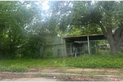 6003 Southmont Street, Houston, TX 77033 - Photo 5