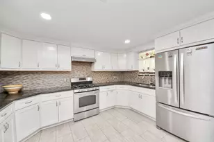 9422 Pipestone St, Houston, TX 77074 - Photo 7