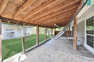 9422 Pipestone St, Houston, TX 77074 - Photo 43