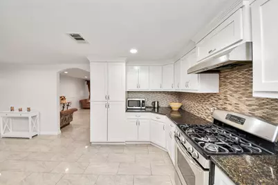 9422 Pipestone Street, Houston, TX 77074 - Photo 9