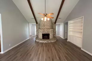 27226 Pyeatt Ln, Conroe, TX 77385 - Photo 5