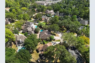 1715 Mills Creek Court, Kingwood, TX 77339 - Photo 47