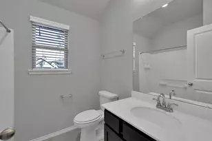 307 Highland Bayou Dr, Conroe, TX 77304 - Photo 21