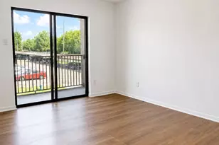 3150 Walnut Bend Ln, Houston, TX 77042 - Photo 11