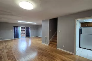 7913 Grove Ridge Dr, Houston, TX 77061 - Photo 7