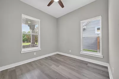 18410 Central Creek Drive Drive, Cypress, TX 77433 - Photo 25
