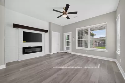 18410 Central Creek Drive Drive, Cypress, TX 77433 - Photo 17