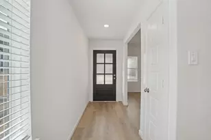 18726 Timber Gln Dr, Montgomery, TX 77316 - Photo 3