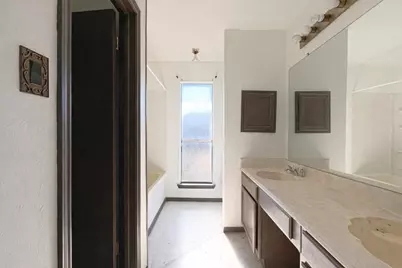 16730 Barkentine Lane, Friendswood, TX 77546 - Photo 11