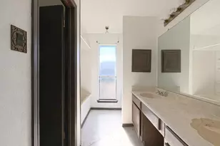 16730 Barkentine Ln, Friendswood, TX 77546 - Photo 11