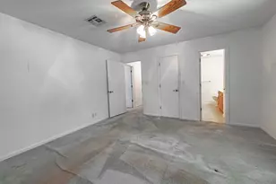216 E Montana Dr, Shiner, TX 77984 - Photo 13