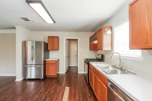7811 Brookfield St, Baytown, TX 77523 - Photo 7