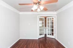 7811 Brookfield St, Baytown, TX 77523 - Photo 11