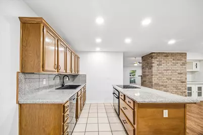 6830 Pickett Drive, Richmond, TX 77469 - Photo 13