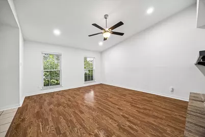 6830 Pickett Drive, Richmond, TX 77469 - Photo 5