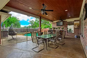 8623 Steele Creek Ln, Missouri City, TX 77459 - Photo 17
