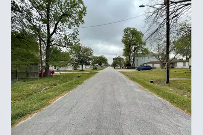 527 Marcella Street, Houston, TX 77091 - Photo 15
