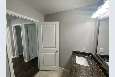 604 Willis, Alvin, TX 77511 - Photo 17