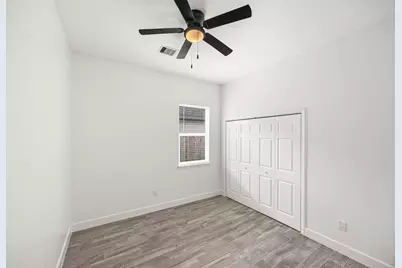 19319 Sears Drive, Houston, TX 77338 - Photo 17