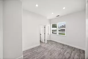 19319 Sears Dr, Houston, TX 77338 - Photo 5