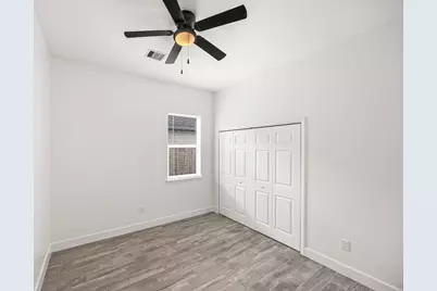 19319 Sears Drive, Houston, TX 77338 - Photo 17