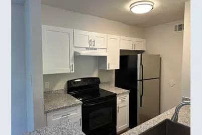 10100 S Gessner Road #212, Houston, TX 77071 - Photo 3