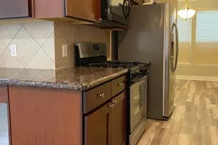 3415 Clearview Cir, Houston, TX 77025 - Photo 9