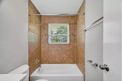 1004 S Shepherd Drive, Baytown, TX 77520 - Photo 35