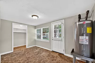 1004 S Shepherd Drive, Baytown, TX 77520 - Photo 17