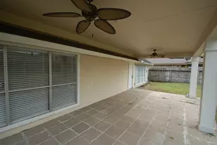 3338 Walhalla Dr, Houston, TX 77066 - Photo 27