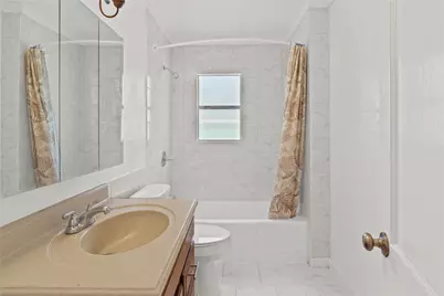 605 Pearl Street, Baytown, TX 77520 - Photo 9