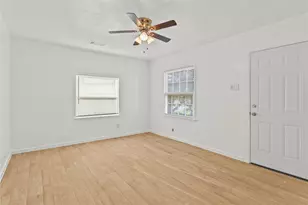 605 Pearl St, Baytown, TX 77520 - Photo 7