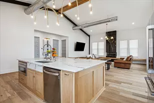 17810 County Rd 125, Pearland, TX 77581 - Photo 13