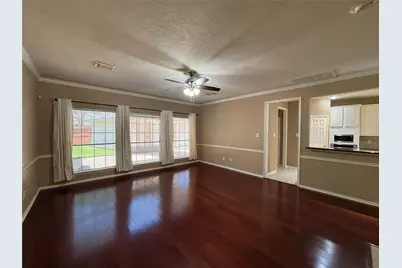 3207 Long Bough Court, Houston, TX 77059 - Photo 9