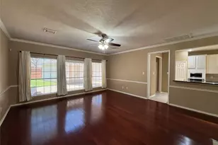 3207 Long Bough Ct, Houston, TX 77059 - Photo 9