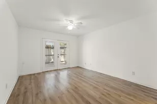 12633 Memorial Dr, Houston, TX 77024 - Photo 5