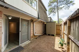 12633 Memorial Dr, Houston, TX 77024 - Photo 21