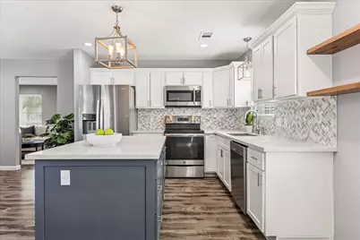 5630 McKnight Street, Houston, TX 77035 - Photo 7