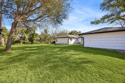 5630 McKnight Street, Houston, TX 77035 - Photo 19