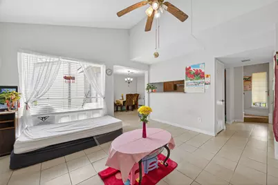 7709 Shadow Hill Lane, Houston, TX 77072 - Photo 11