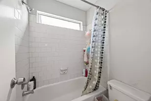 7709 Shadow Hill Ln, Houston, TX 77072 - Photo 25