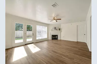 14810 Silver Knight Court, Houston, TX 77062 - Photo 5