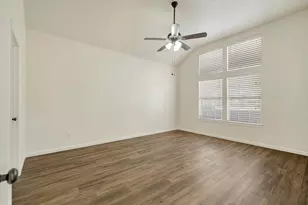 14810 Silver Knight Ct, Houston, TX 77062 - Photo 17