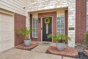 14810 Silver Knight Ct, Houston, TX 77062 - Photo 3